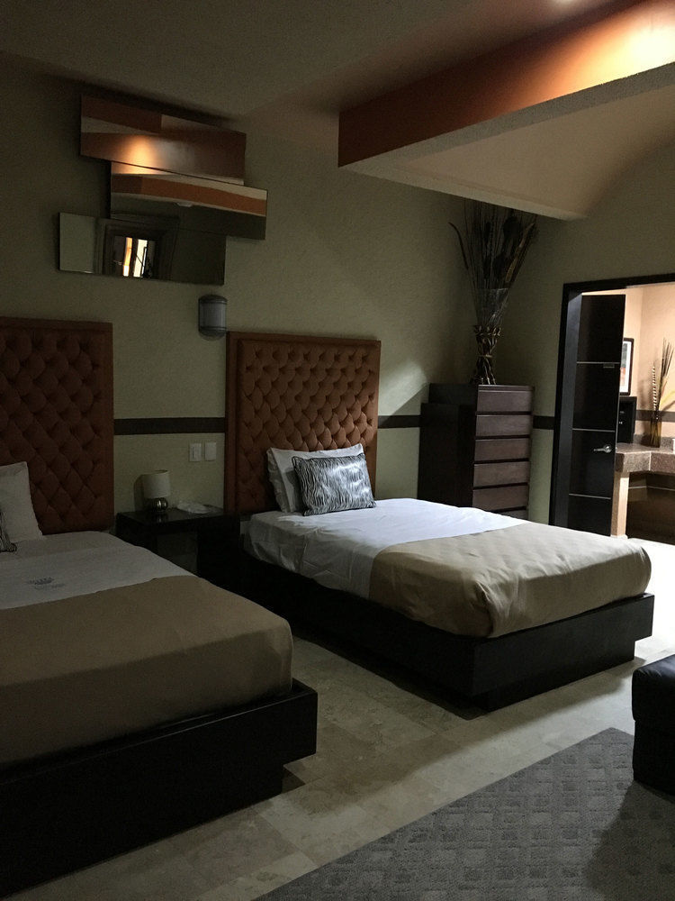 Villas Y Suites Paraiso Del Sur Куэрнавака Экстерьер фото